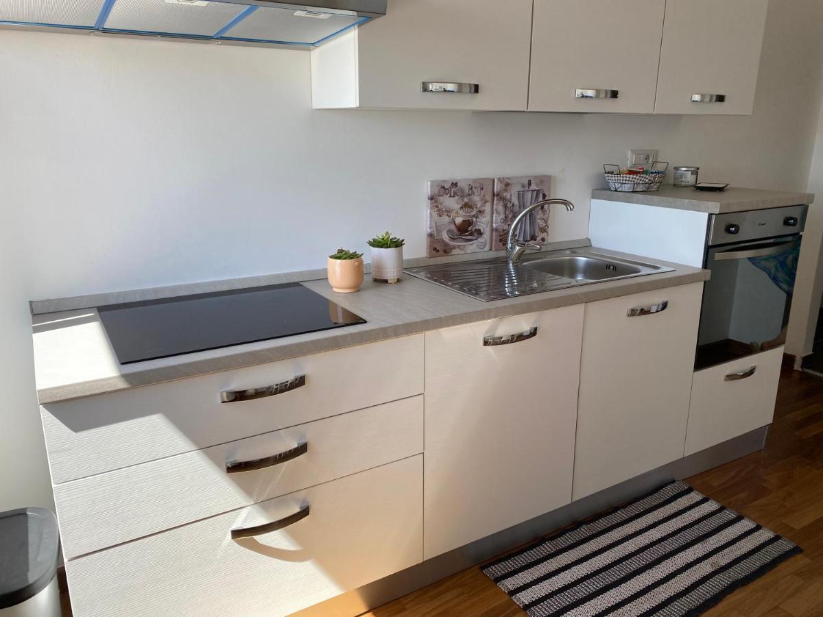 אולביה Seaside Apartments Casa Carla E Casa Andrea מראה חיצוני תמונה