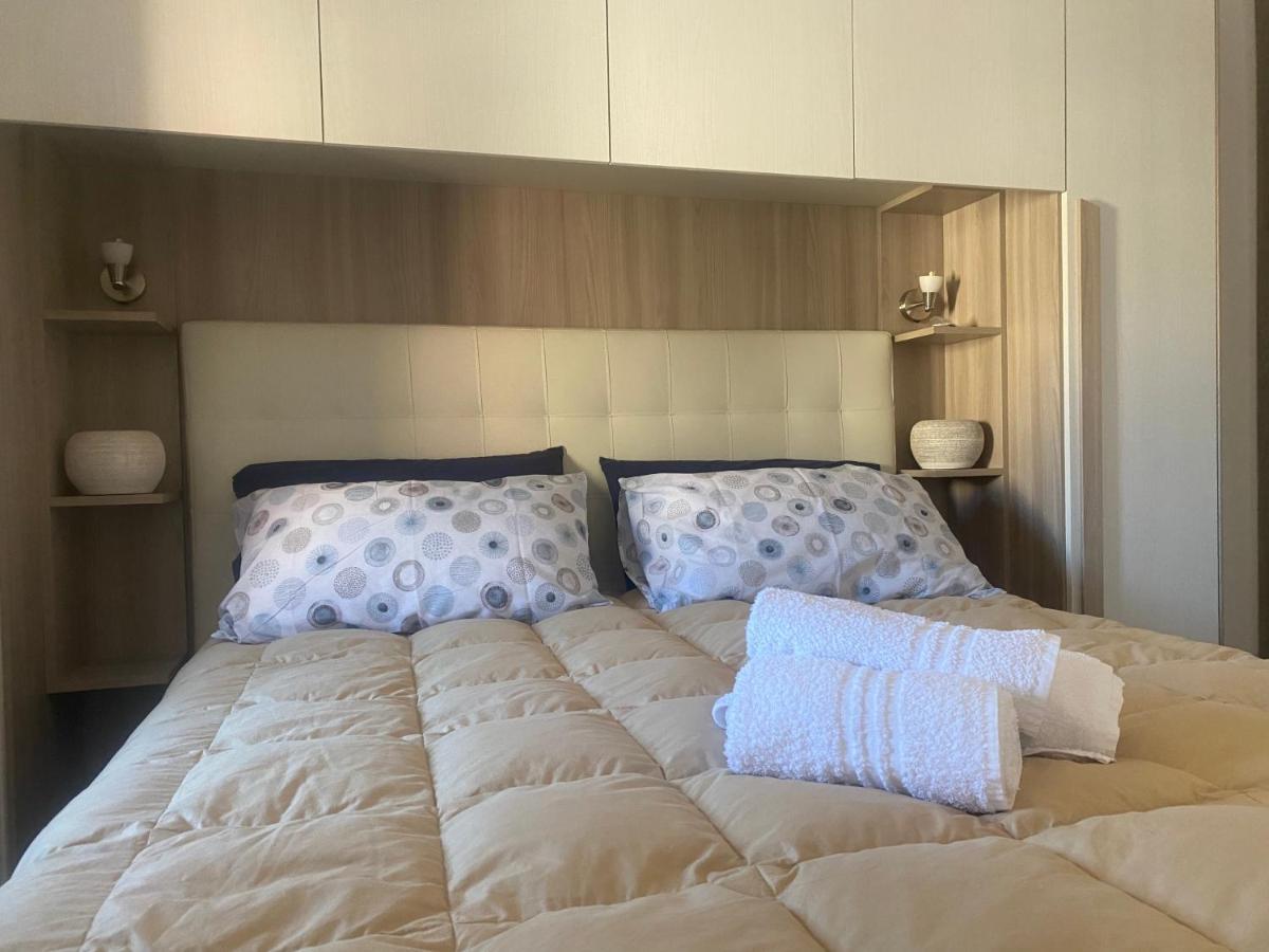 אולביה Seaside Apartments Casa Carla E Casa Andrea מראה חיצוני תמונה